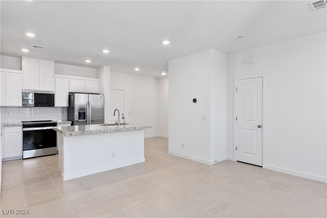 225 Krameria Avenue