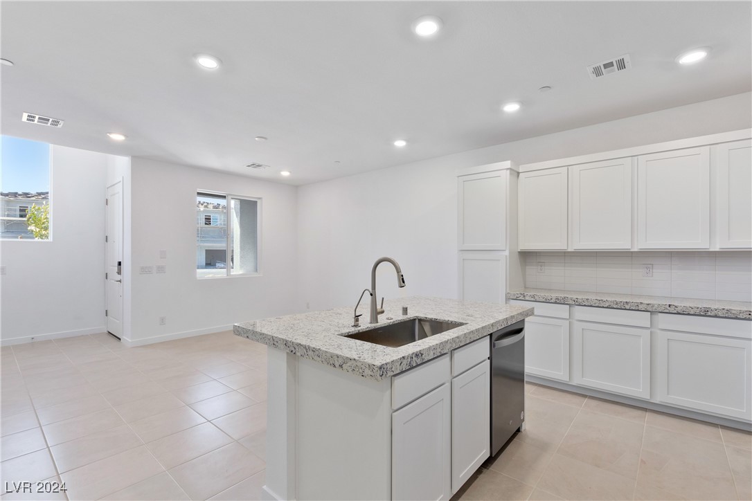 225 Krameria Avenue