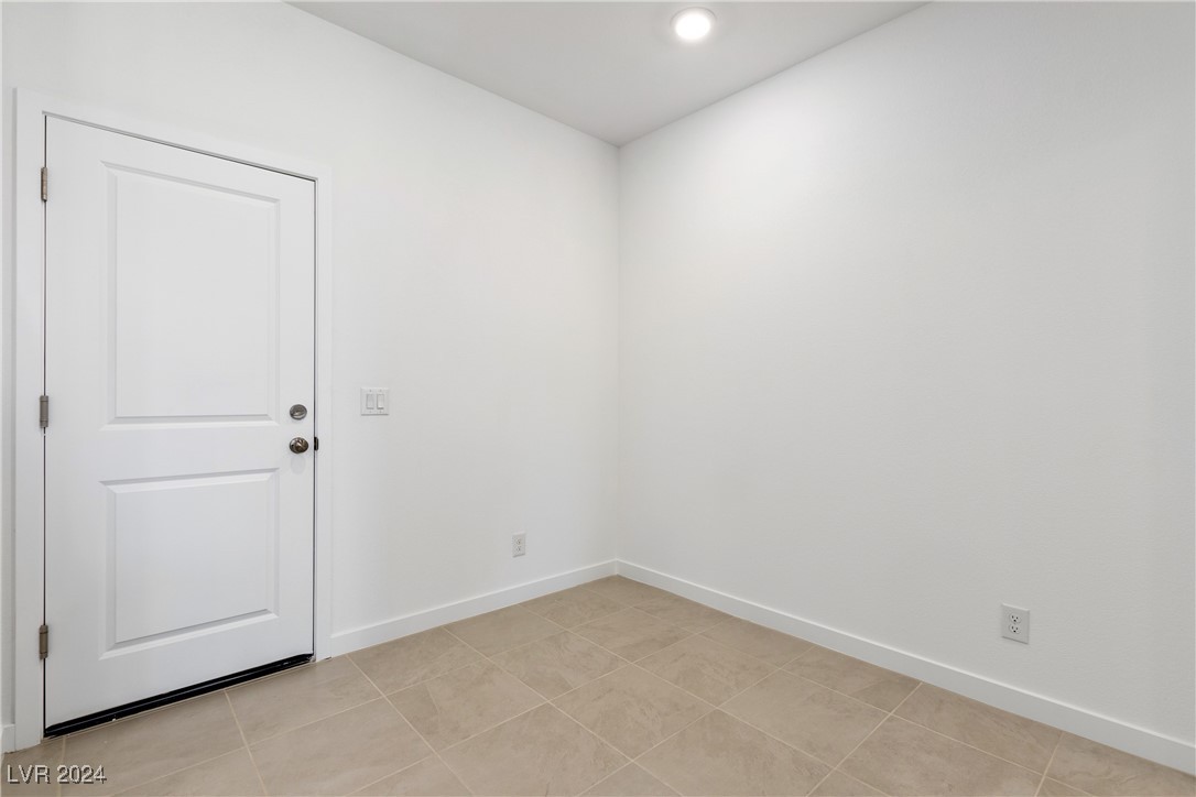225 Krameria Avenue