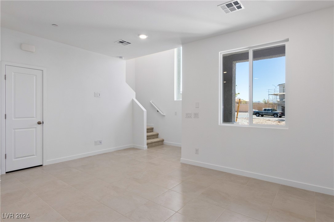 225 Krameria Avenue