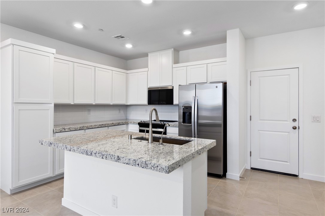 225 Krameria Avenue