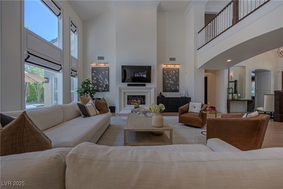 9213 White Tail Drive