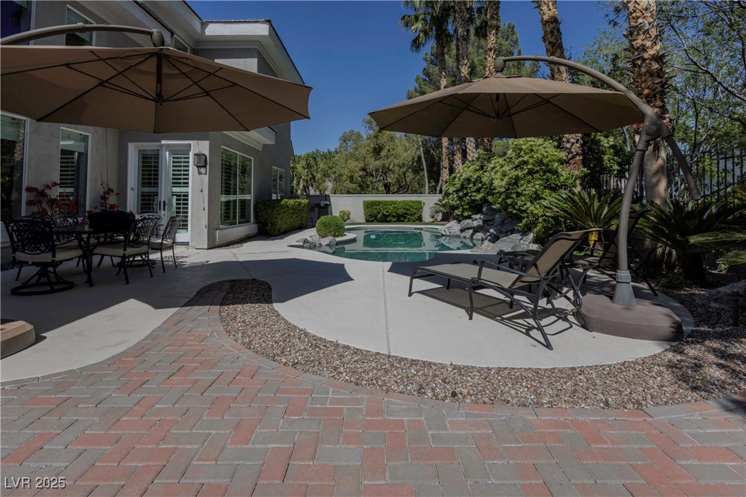 9213 White Tail Drive
