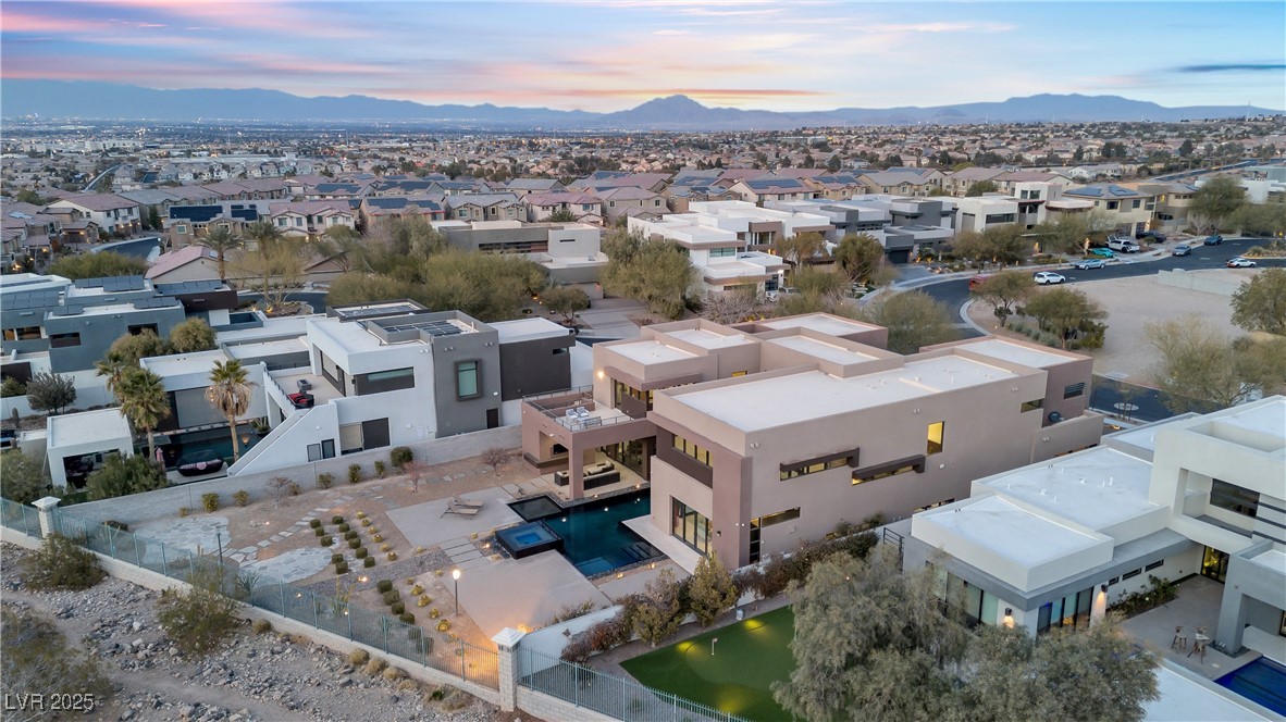 1341 Villa Barolo Avenue