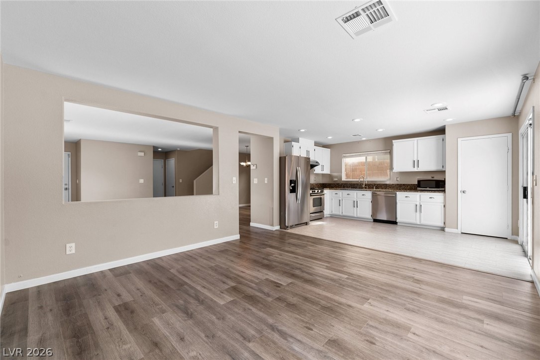 932 Purdy Lodge Street