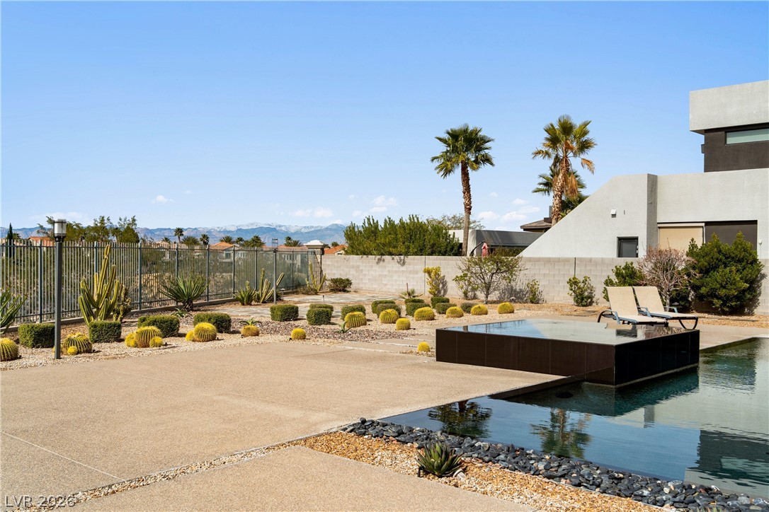 1341 Villa Barolo Avenue