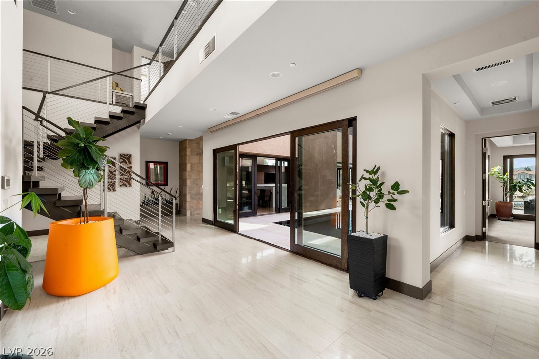 1341 Villa Barolo Avenue