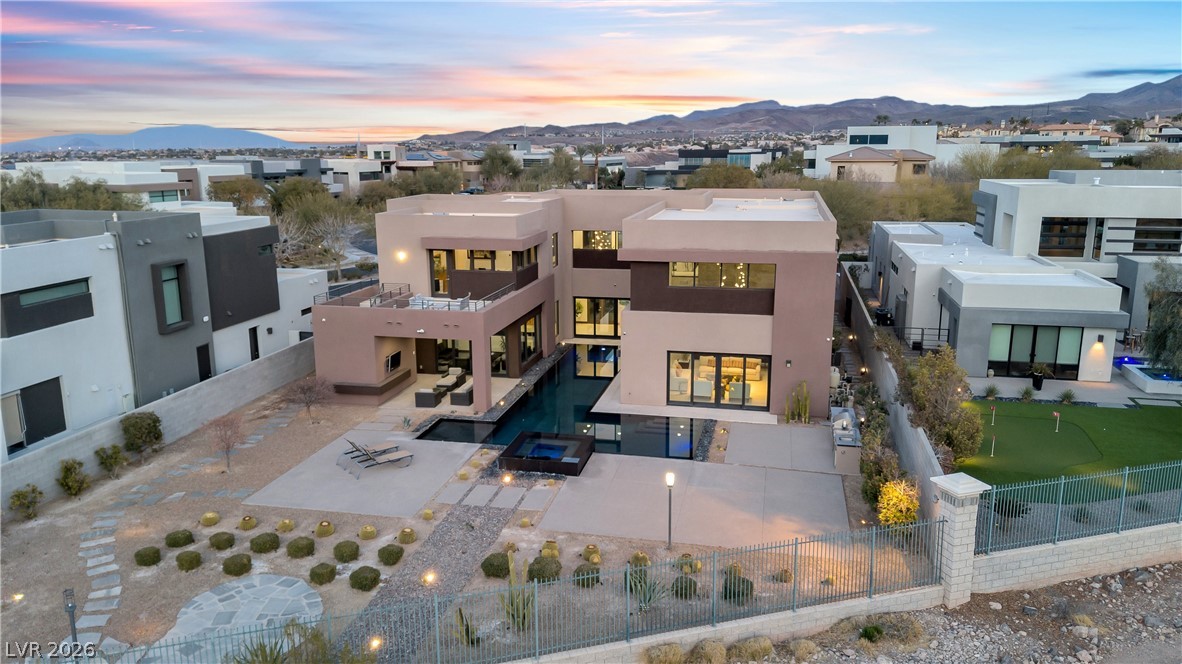 1341 Villa Barolo Avenue