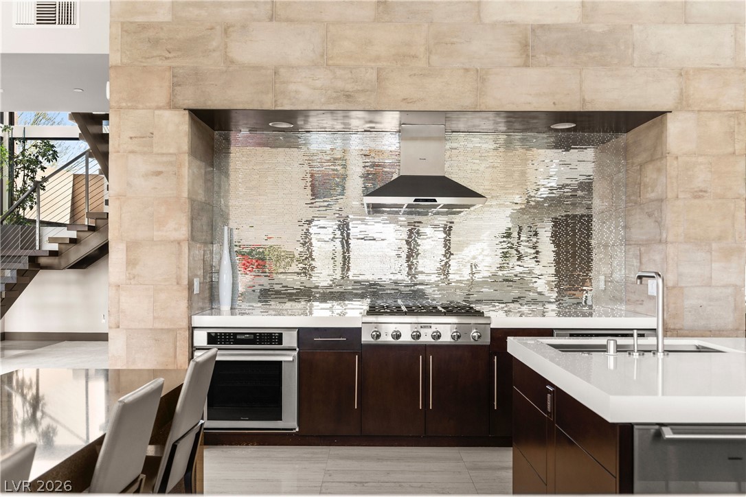 1341 Villa Barolo Avenue