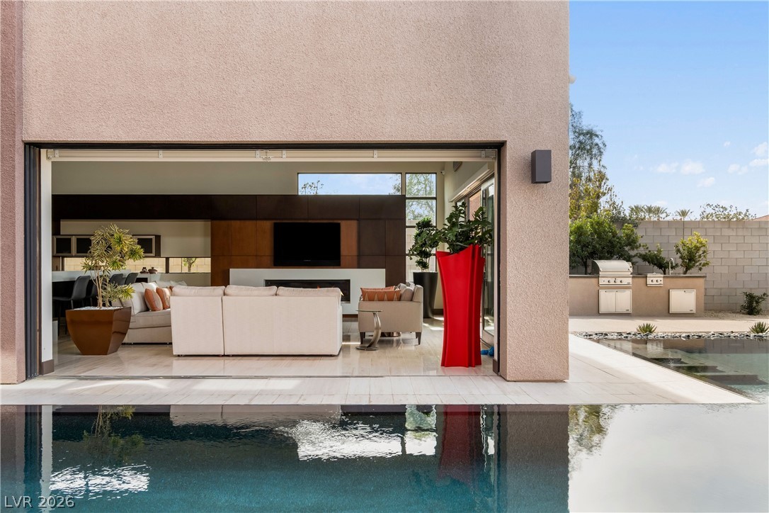 1341 Villa Barolo Avenue