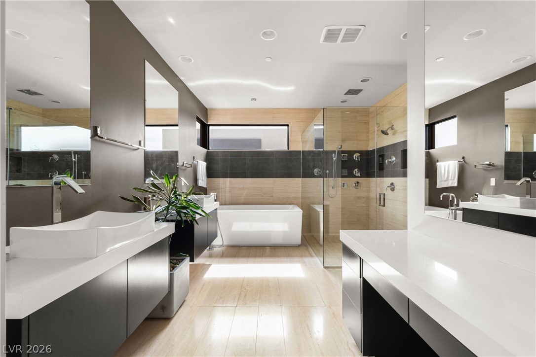 1341 Villa Barolo Avenue