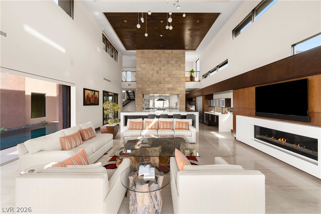 1341 Villa Barolo Avenue