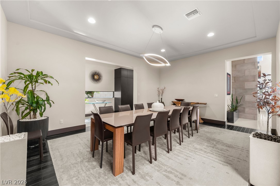 1341 Villa Barolo Avenue