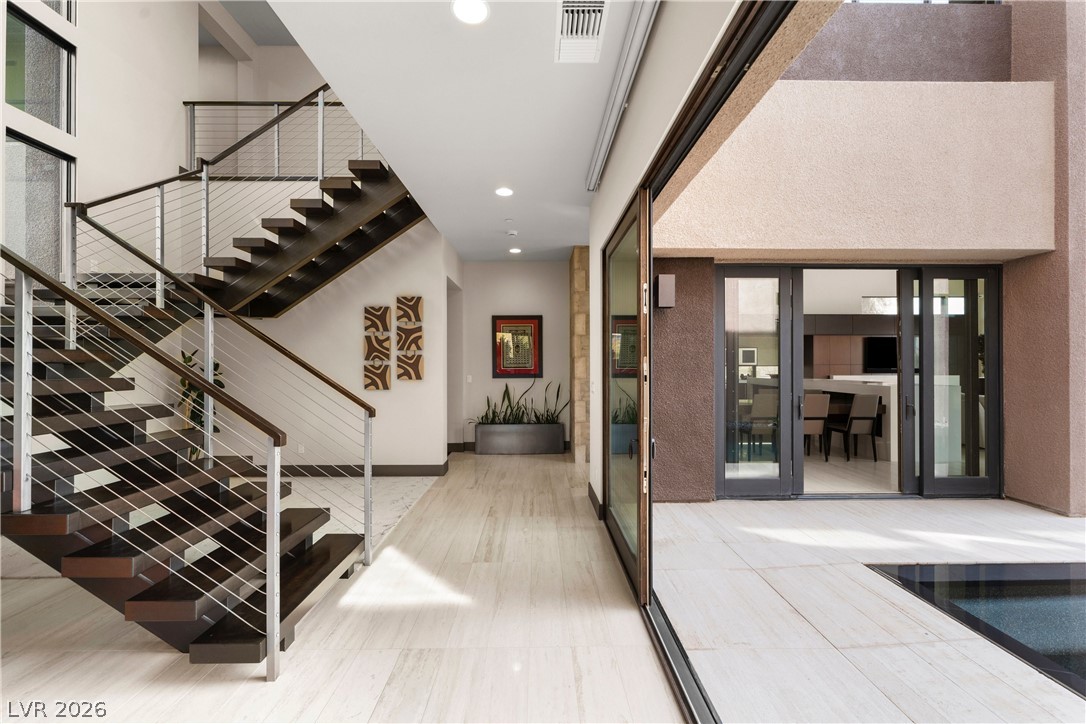 1341 Villa Barolo Avenue