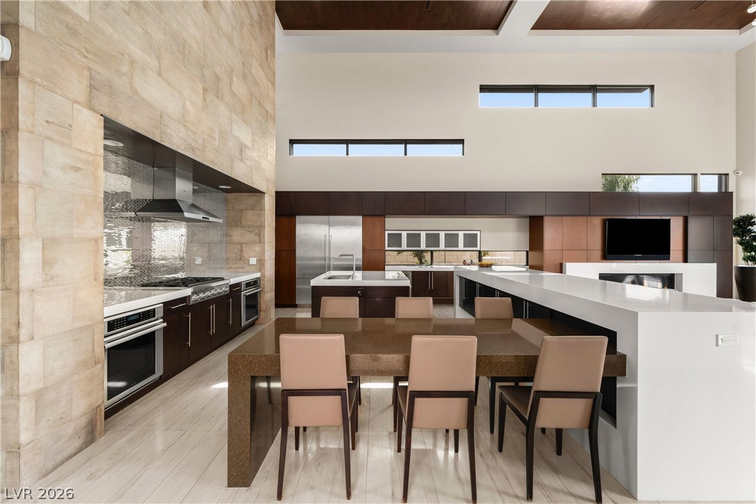 1341 Villa Barolo Avenue