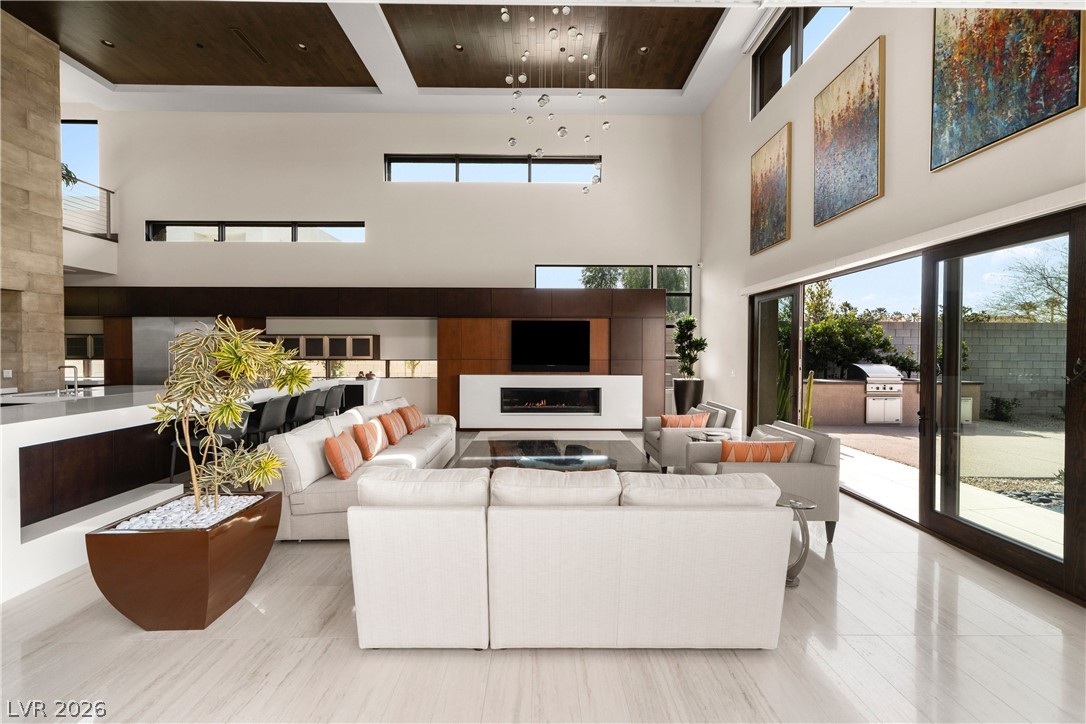 1341 Villa Barolo Avenue