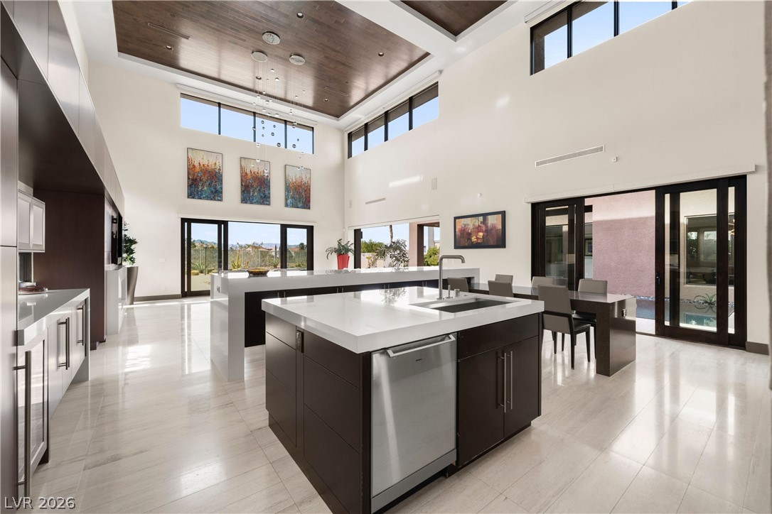 1341 Villa Barolo Avenue