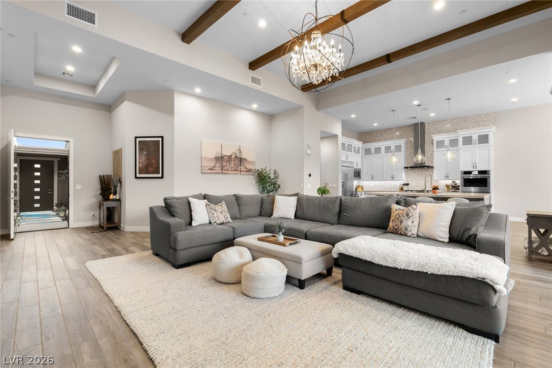 6262 Petroglyph Avenue