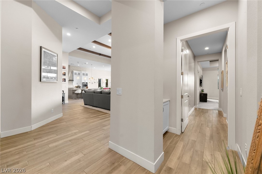 6262 Petroglyph Avenue