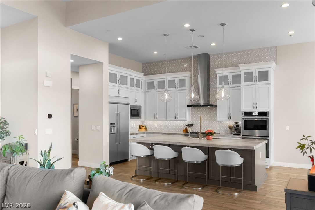 6262 Petroglyph Avenue