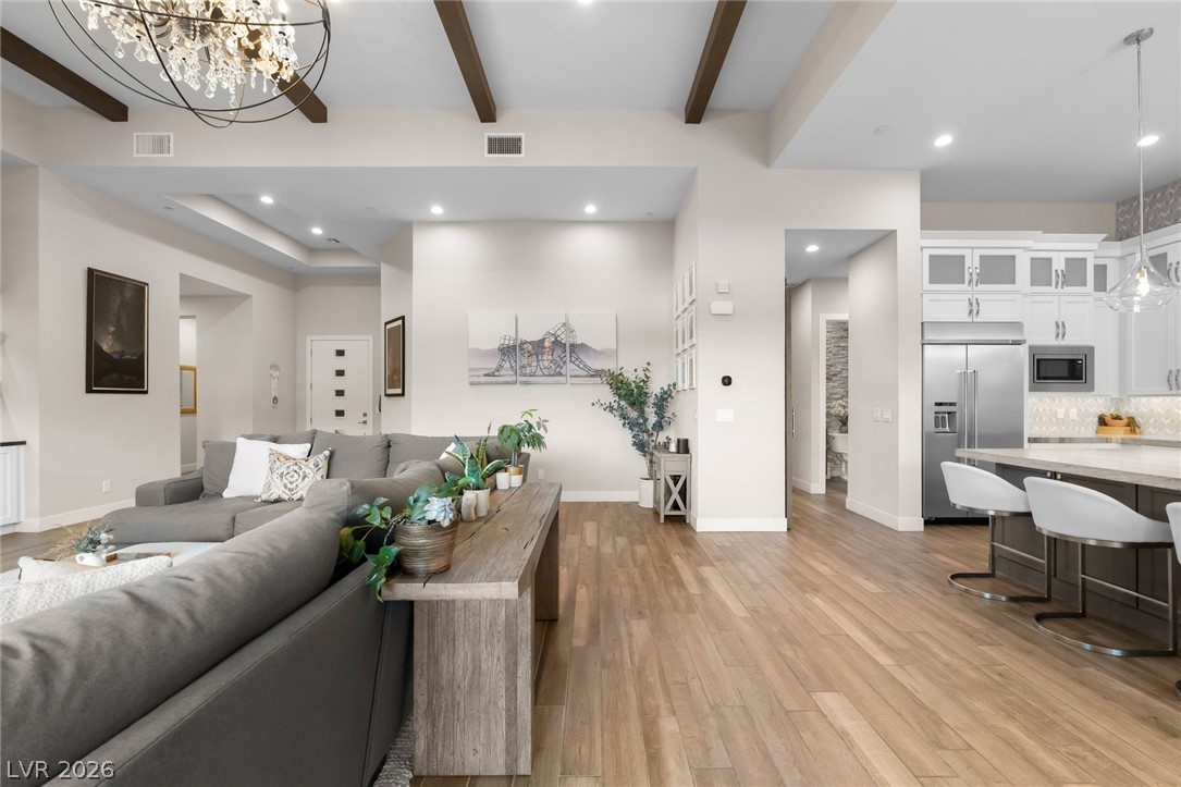 6262 Petroglyph Avenue