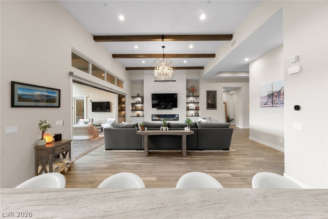 6262 Petroglyph Avenue