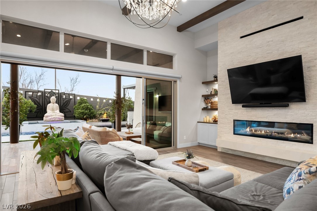 6262 Petroglyph Avenue