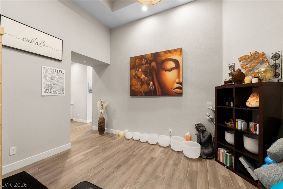 6262 Petroglyph Avenue