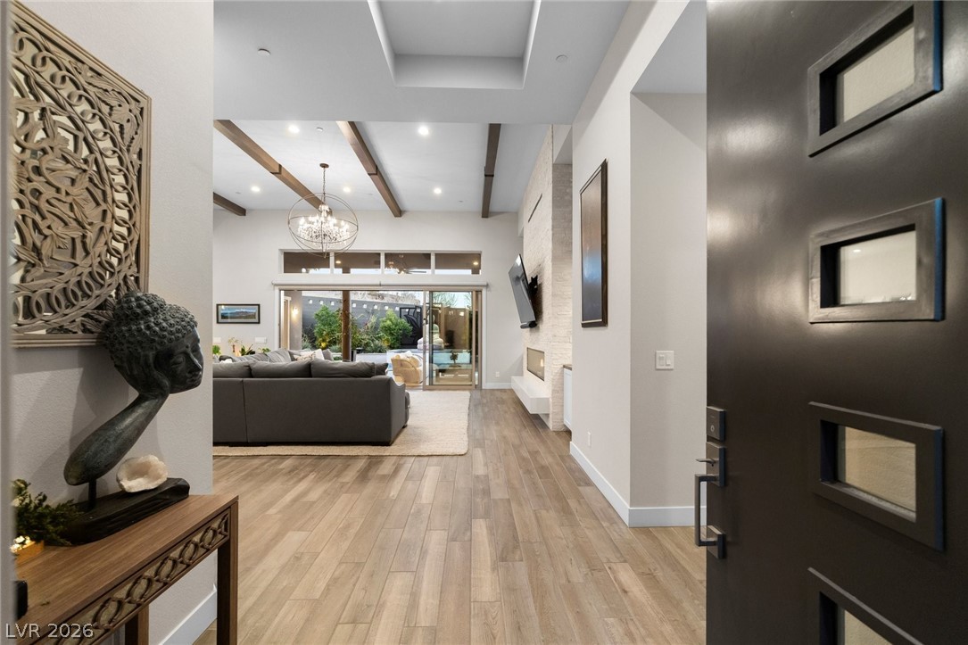 6262 Petroglyph Avenue