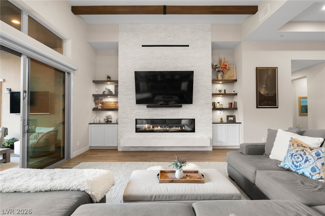 6262 Petroglyph Avenue