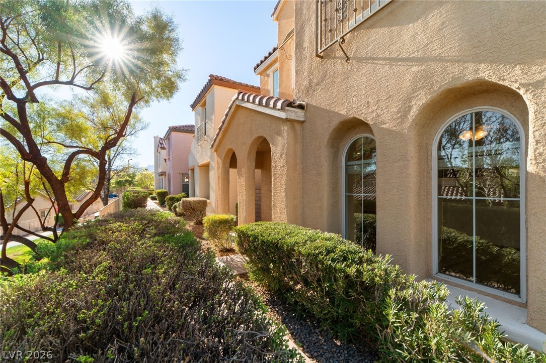 12053 Hathaway Pines Lane