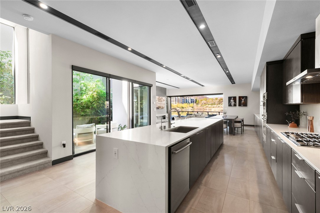 34 Lakefront Drive