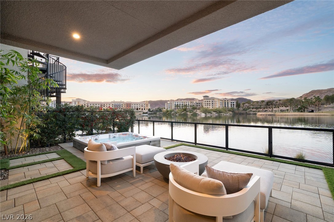 34 Lakefront Drive