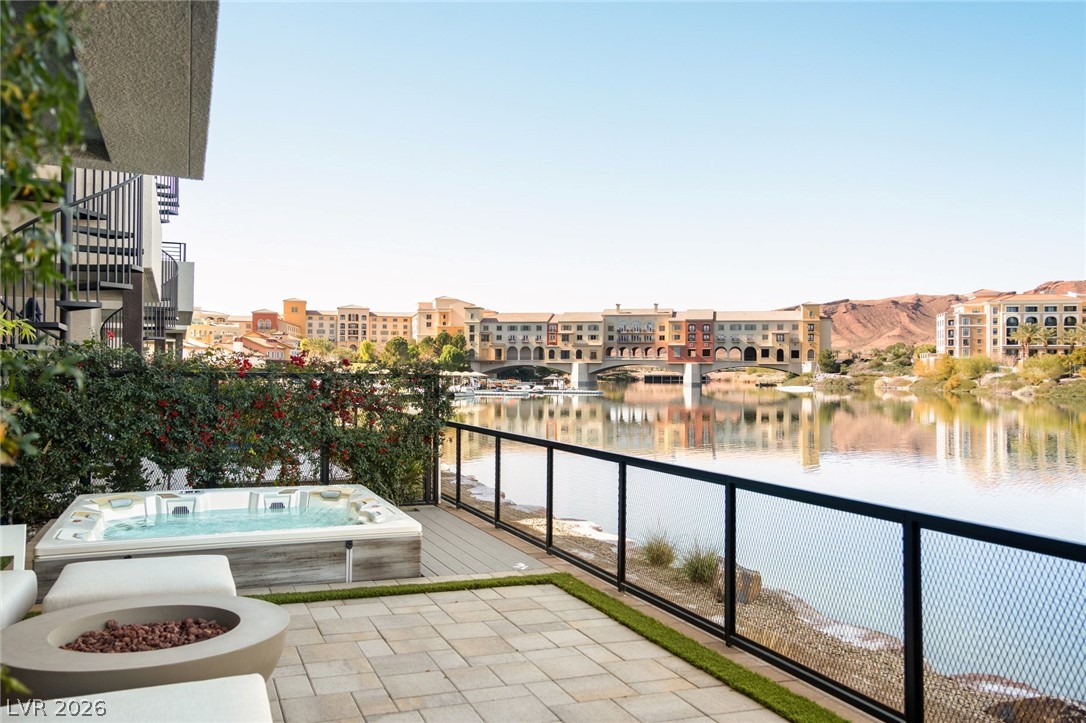 34 Lakefront Drive