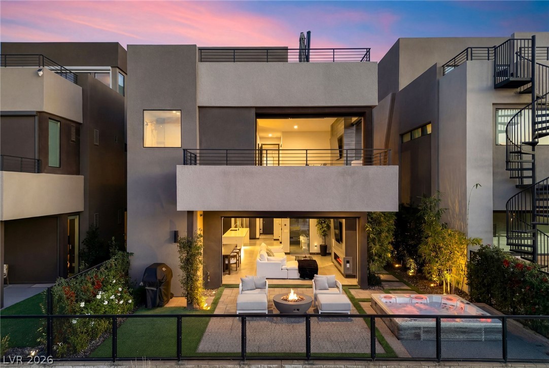 34 Lakefront Drive