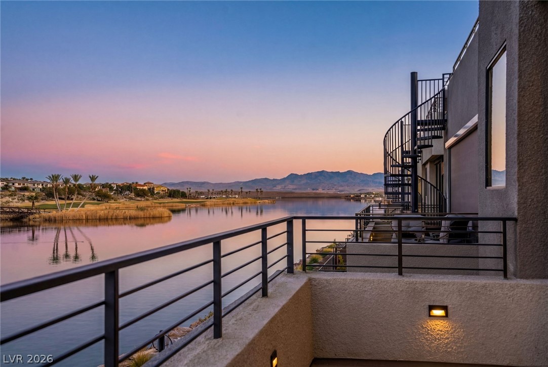 34 Lakefront Drive