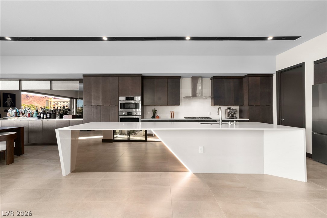 34 Lakefront Drive