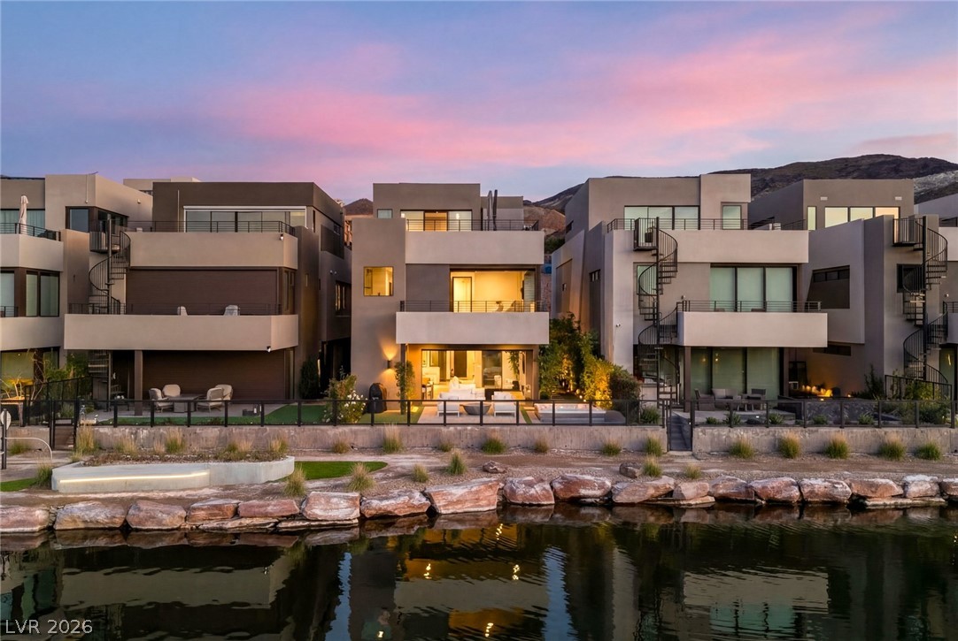 34 Lakefront Drive