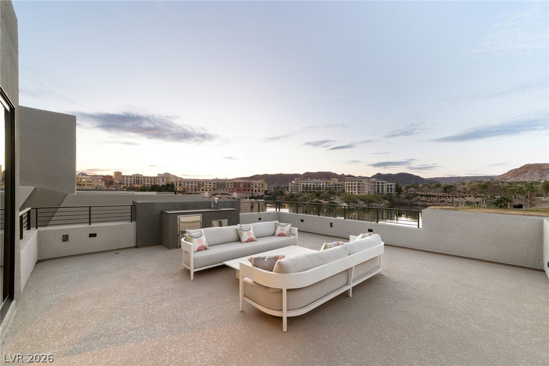 34 Lakefront Drive