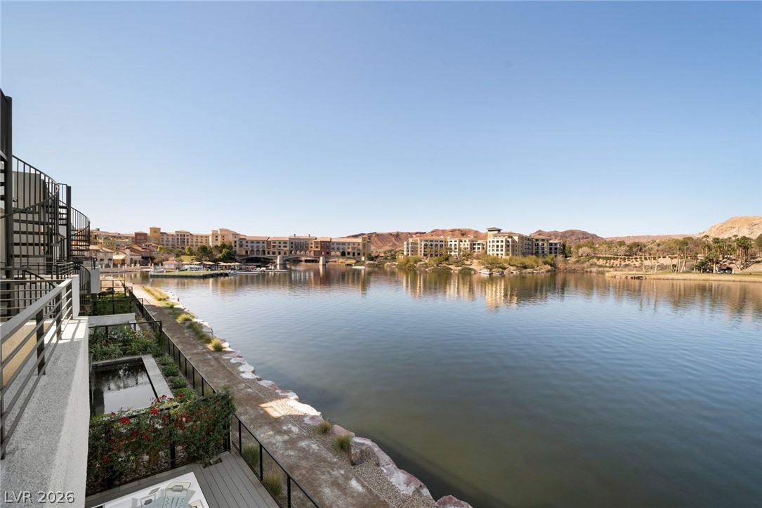 34 Lakefront Drive
