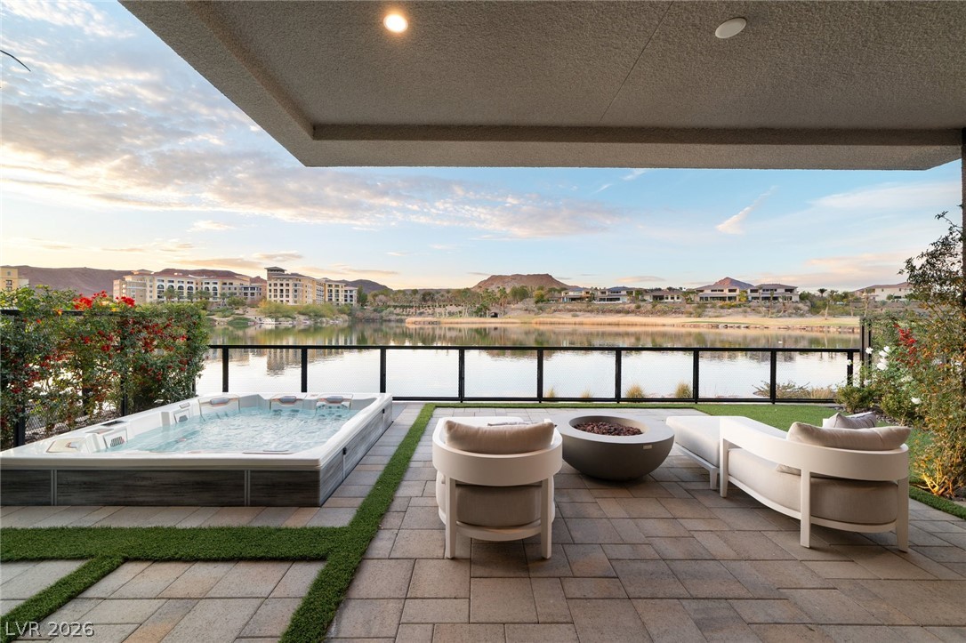 34 Lakefront Drive