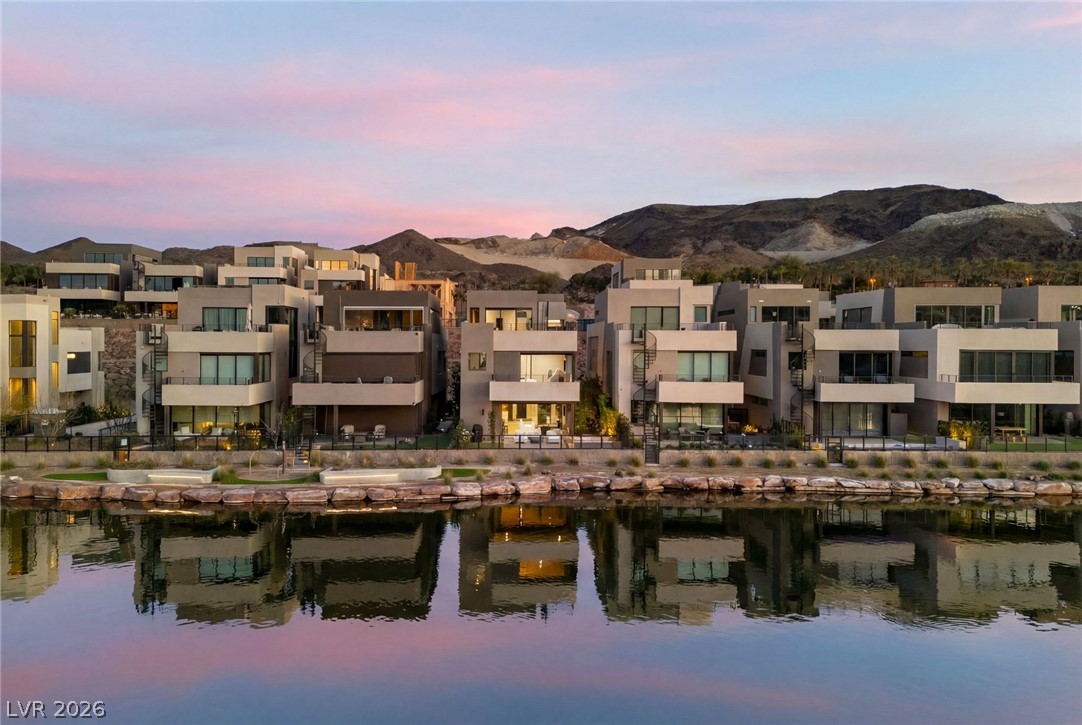 34 Lakefront Drive