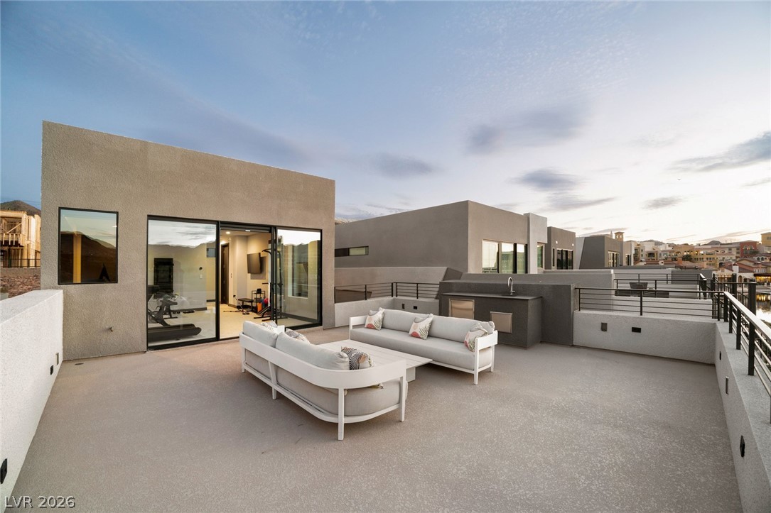 34 Lakefront Drive