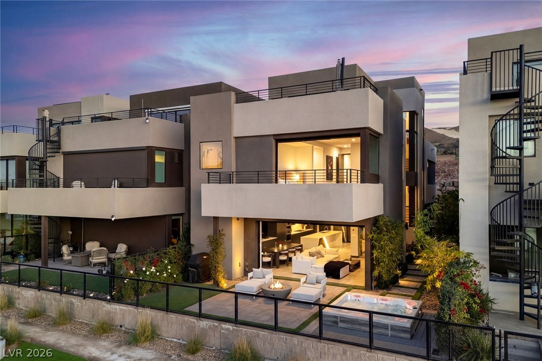 34 Lakefront Drive