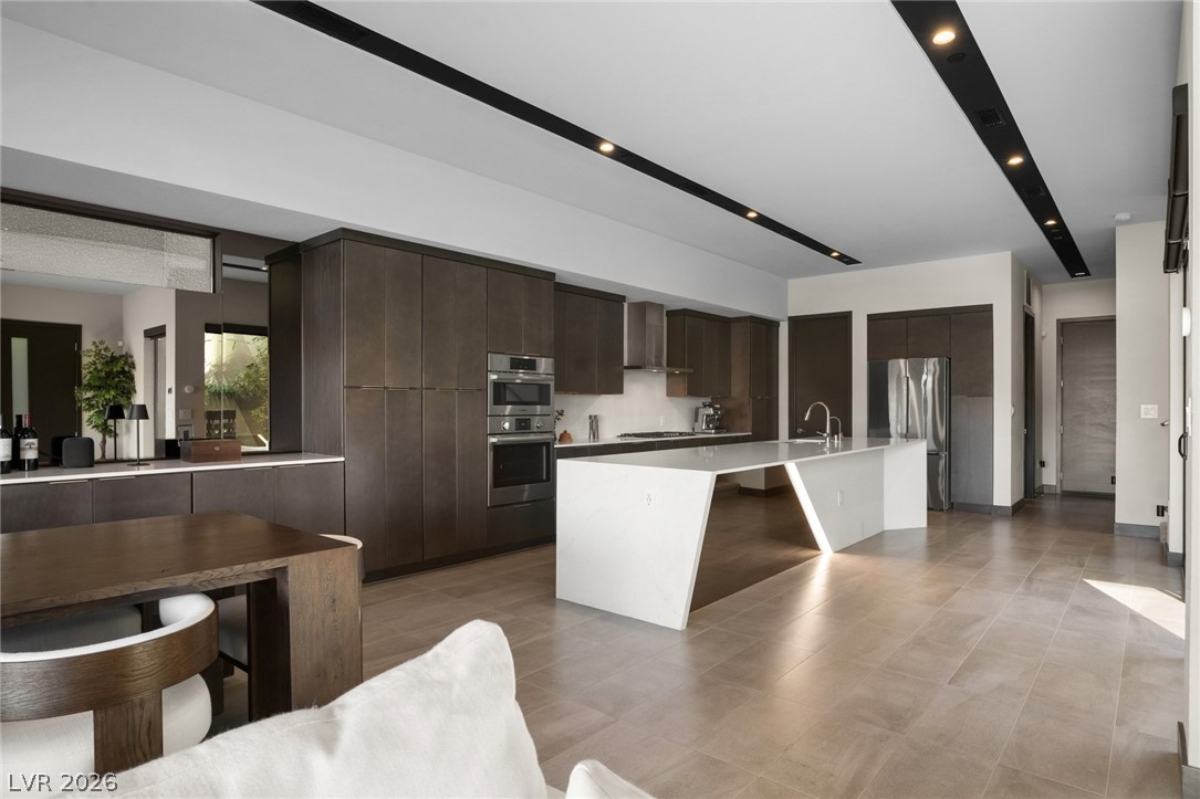 34 Lakefront Drive