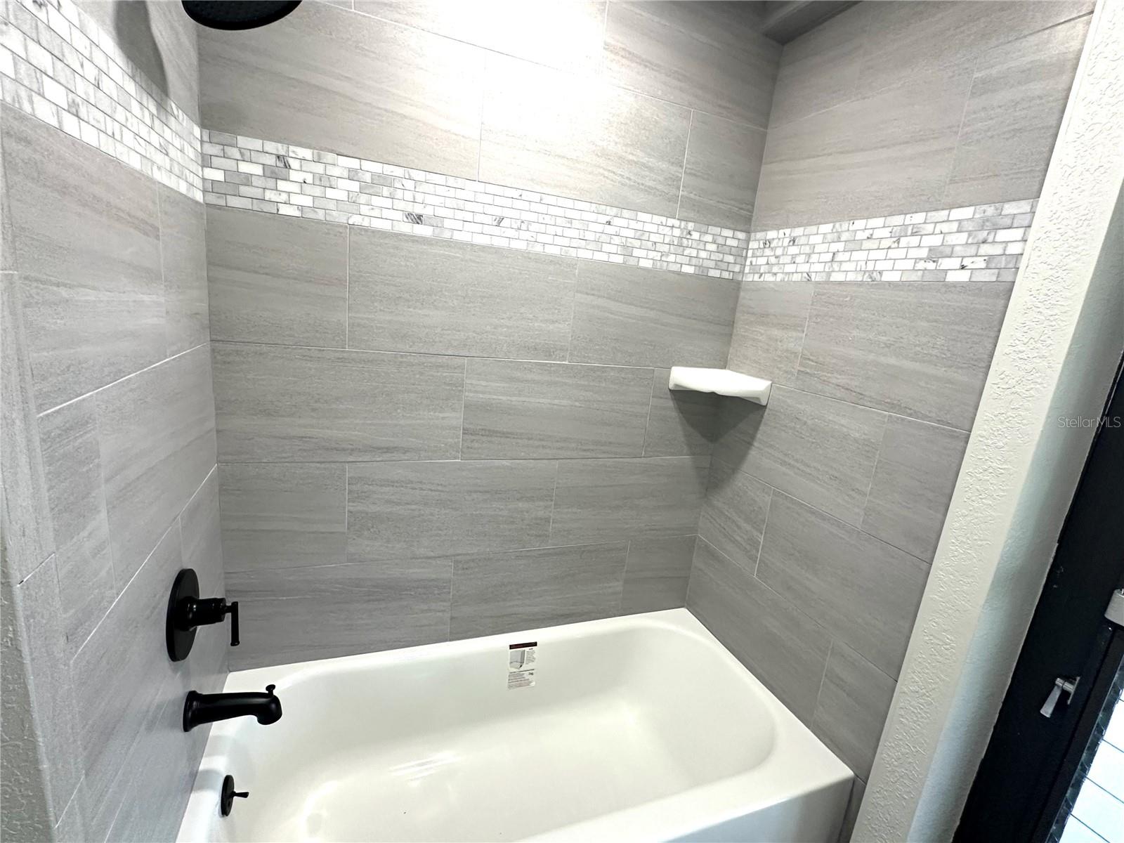 525 MEDICI CT