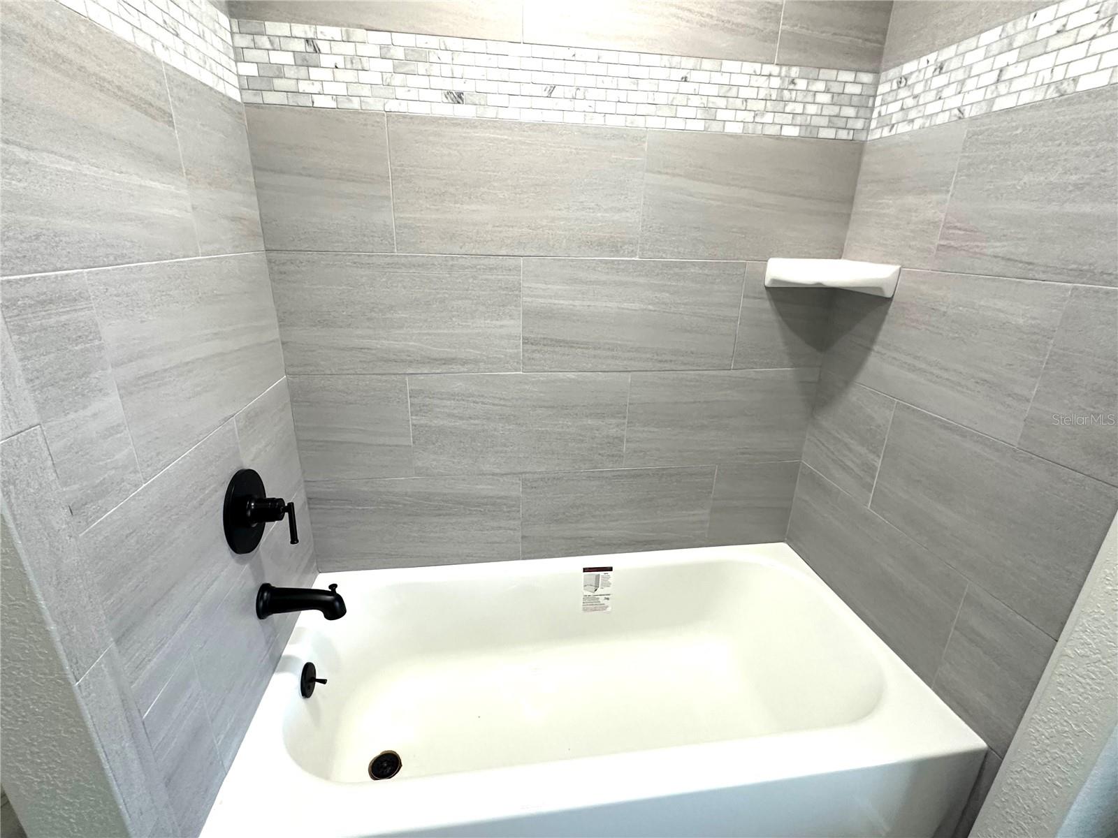 525 MEDICI CT
