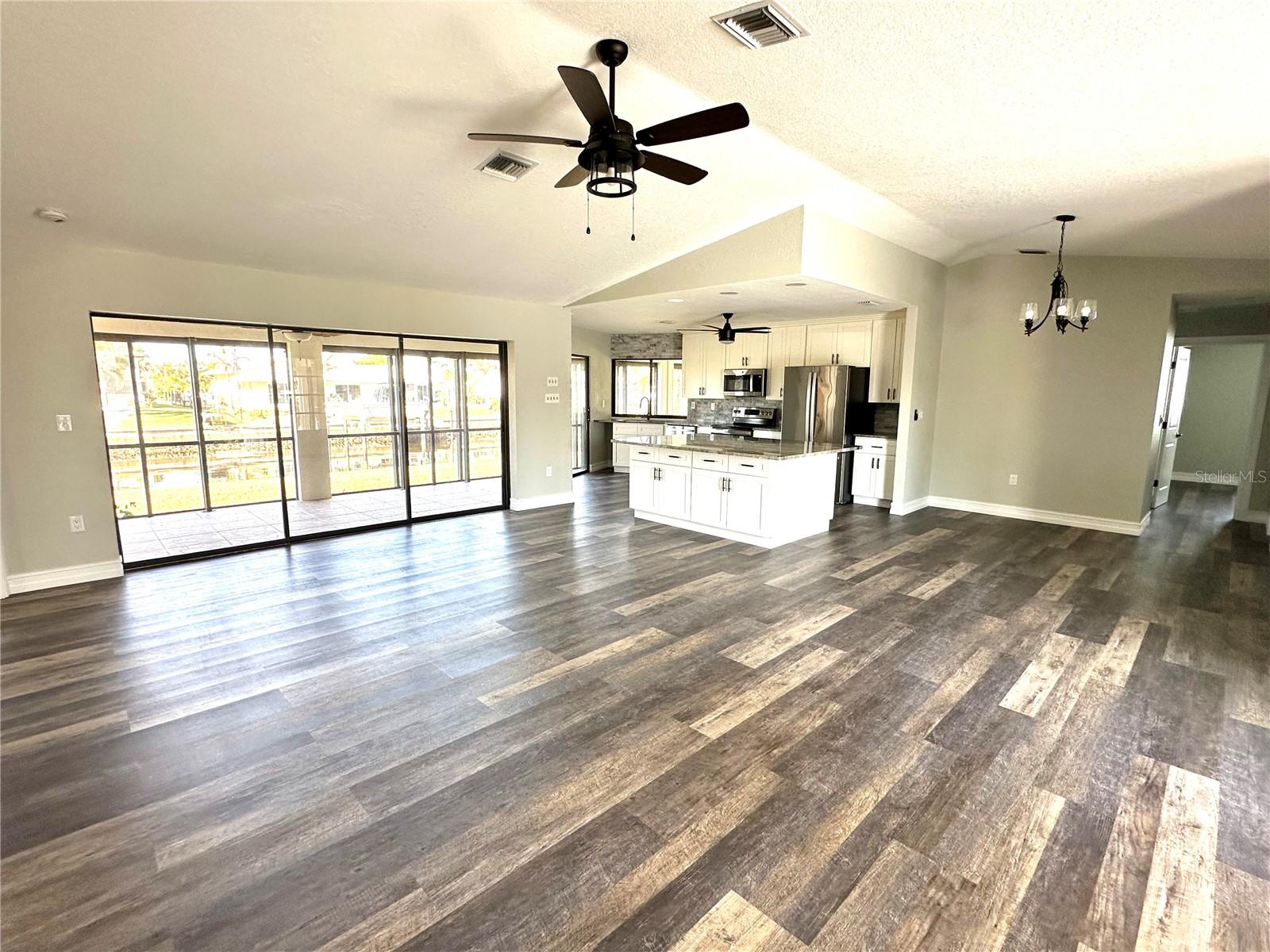 525 MEDICI CT