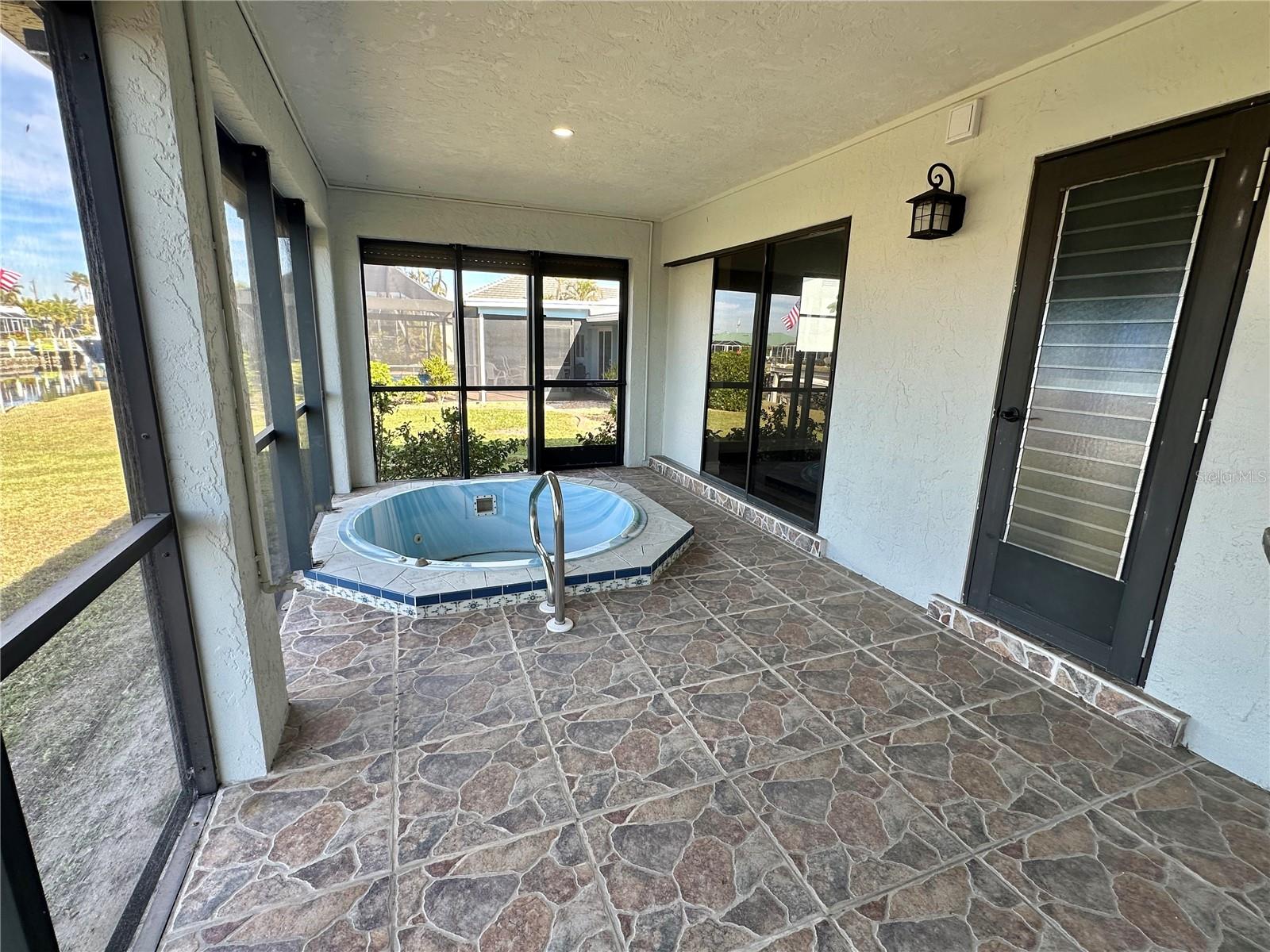 525 MEDICI CT