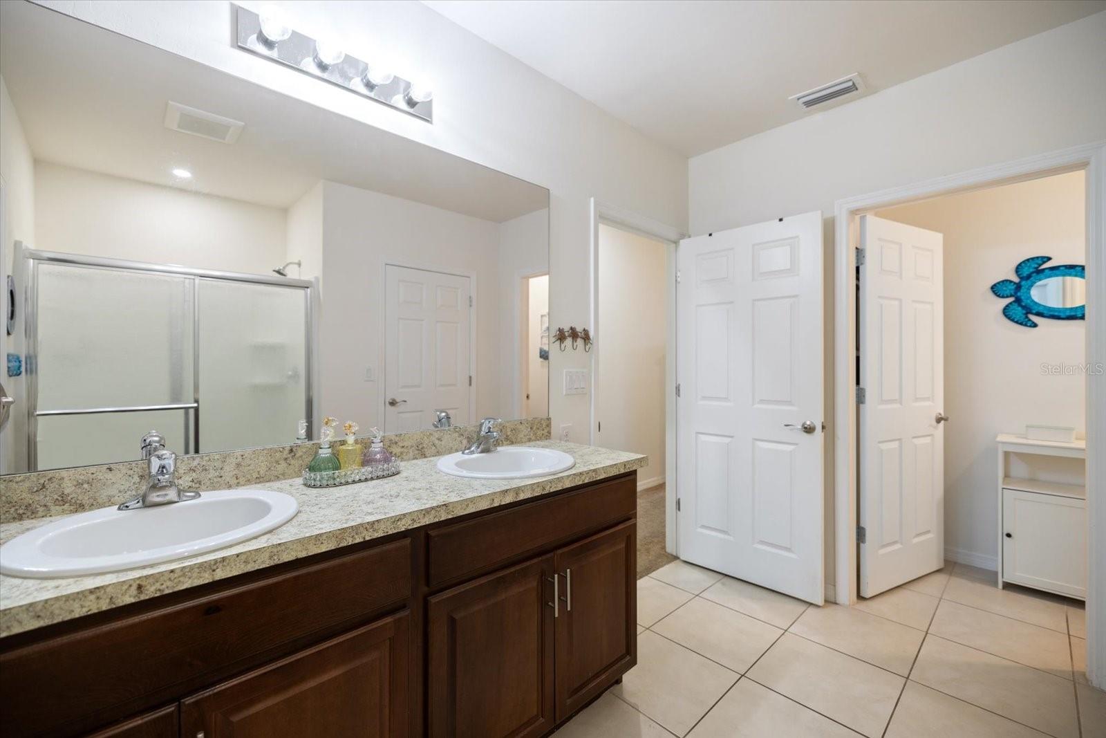 1713 NW 9TH TER
